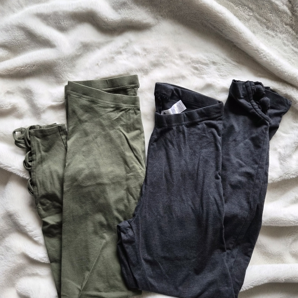 Old Navy Dark Set Of Two Never Worn Leggings